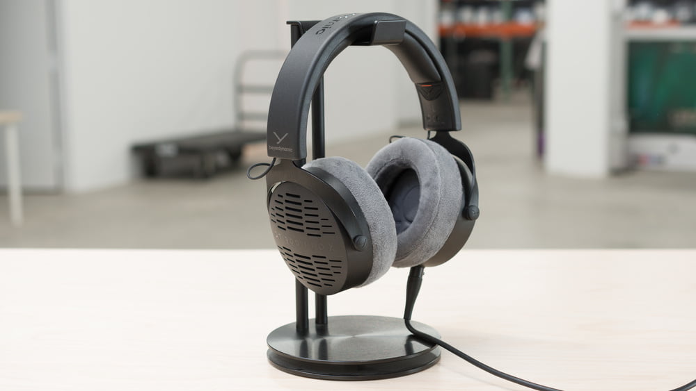 هدفون بیر داینامیک Beyerdynamic DT 900 Pro X - خرید هدفون استودیویی - خرید هدفون مانیتورینگ - هدفون بیر داینامیک - هدفون Beyerdynamic - هدفون بیر داینامیک DT 900 Pro X - بیر داینامیک DT 900 Pro X - هدفون پشت باز - هدفون برای میکس - هدفون مانیتورینگ ارزان قیمت - قیمت هدفون استودیویی - هدفون استودیویی قیمت مناسب - فروشگاه اینترنتی فراصوت