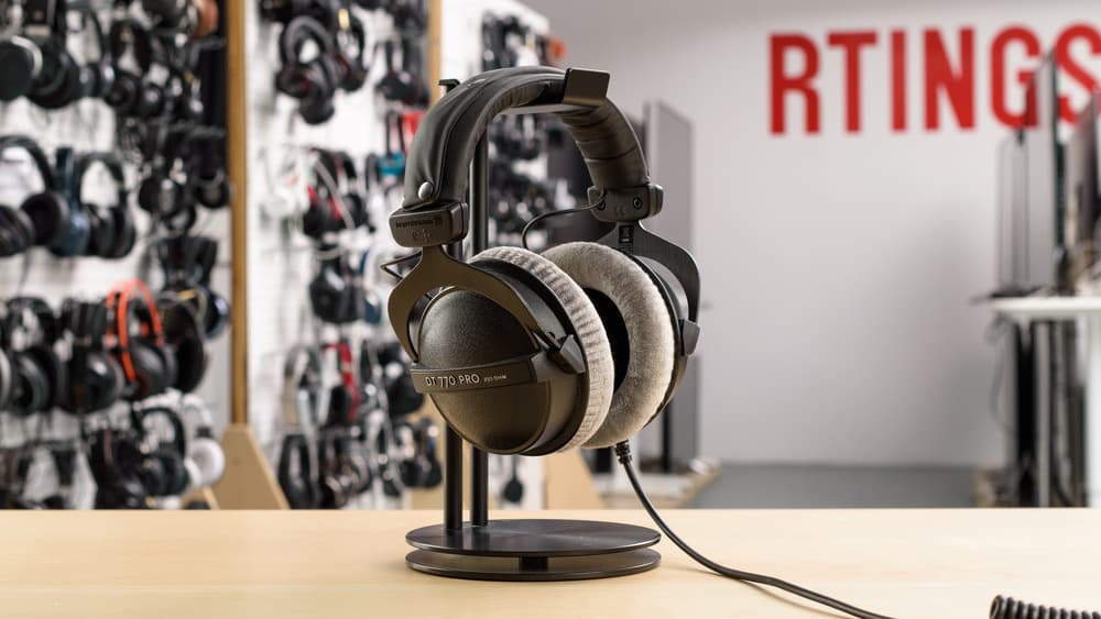 هدفون بیر داینامیک Beyerdynamic DT 770 Pro - خرید هدفون استودیویی - خرید هدفون مانیتورینگ - هدفون بیر داینامیک - هدفون Beyerdynamic - هدفون بیر داینامیک DT 770 Pro - بیر داینامیک DT 770 Pro - هدفون پشت بسته - هدفون برای پشت میکروفون - هدفون DT770 نسخه 250 اهم - بیر داینامیک دی تی 770 - هدفون مانیتورینگ حرفه ای - قیمت هدفون استودیویی - هدفون استودیویی قیمت مناسب - فروشگاه اینترنتی فراصوت