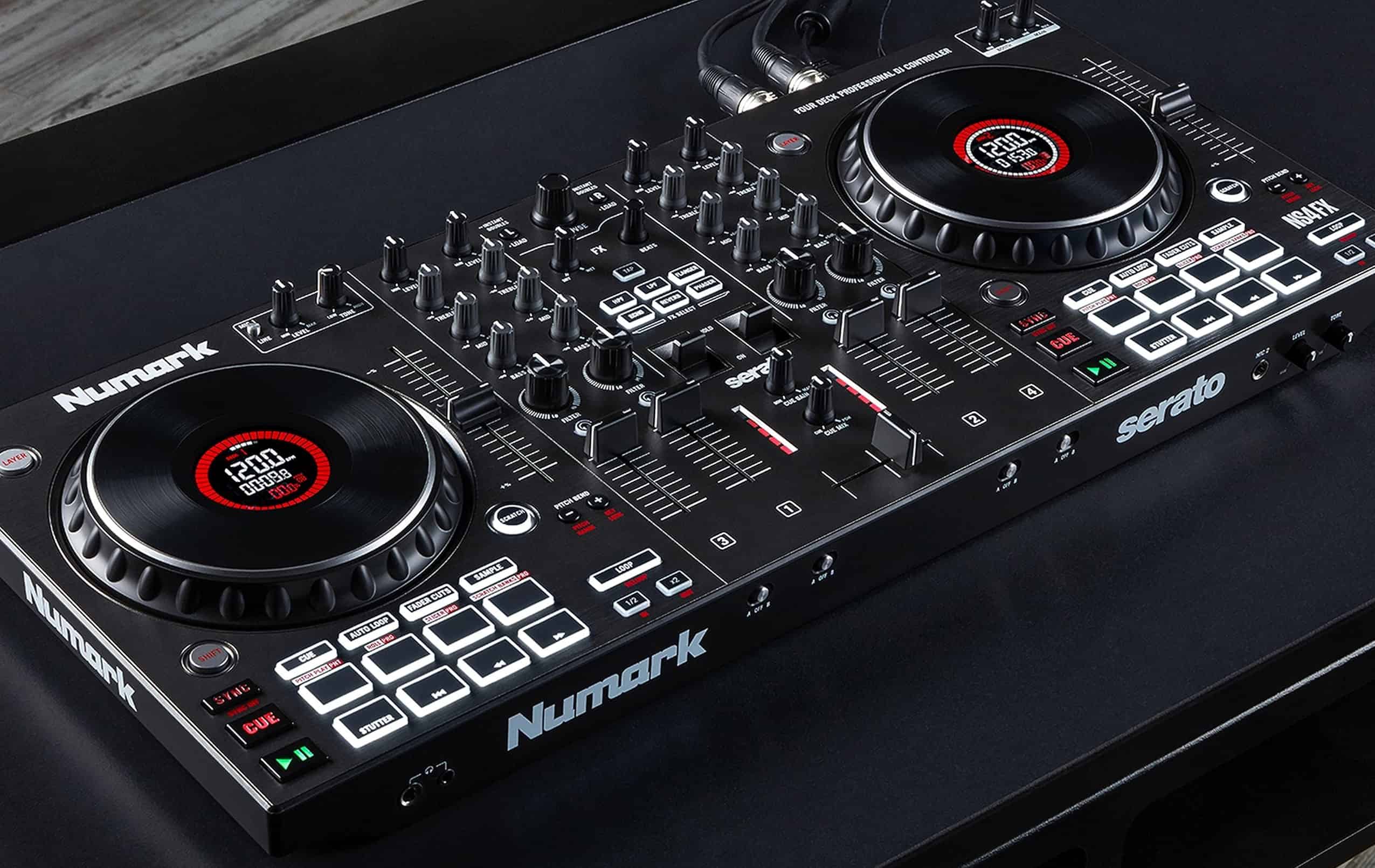 دی جی کنترلر نیومارک Numark NS4FX - خرید دستگاه دی جی - خرید دی جی کنترلر - تجهیزات دی جی - دی جی کنترلر نیومارک - دی جی کنترلر Numark - نیومارک NS4FX - فروشگاه اینترنتی فراصوت