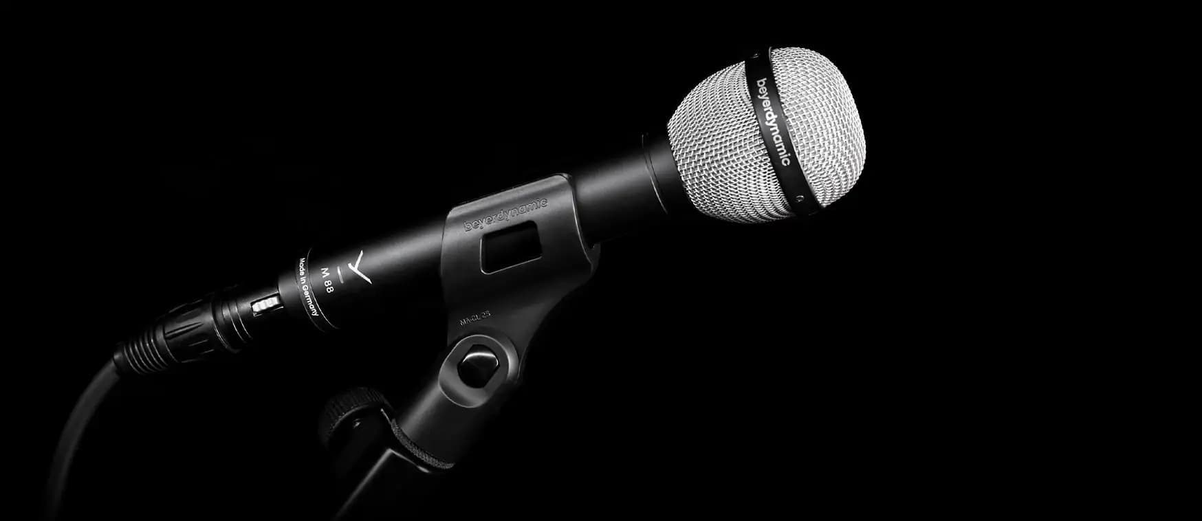 میکروفون بیر داینامیک Beyerdynamic M 88 - خرید میکروفون - خرید میکروفن - میکروفون داینامیک - میکروفن داینامیک - میکروفون خوانندگی - میکروفون وکال - میکروفون اجرای زنده - میکروفون با سیم - میکروفون بیر داینامیک - میکروفون Beyerdynamic - بیر داینامیک M 88 - فروشگاه اینترنتی فراصوت