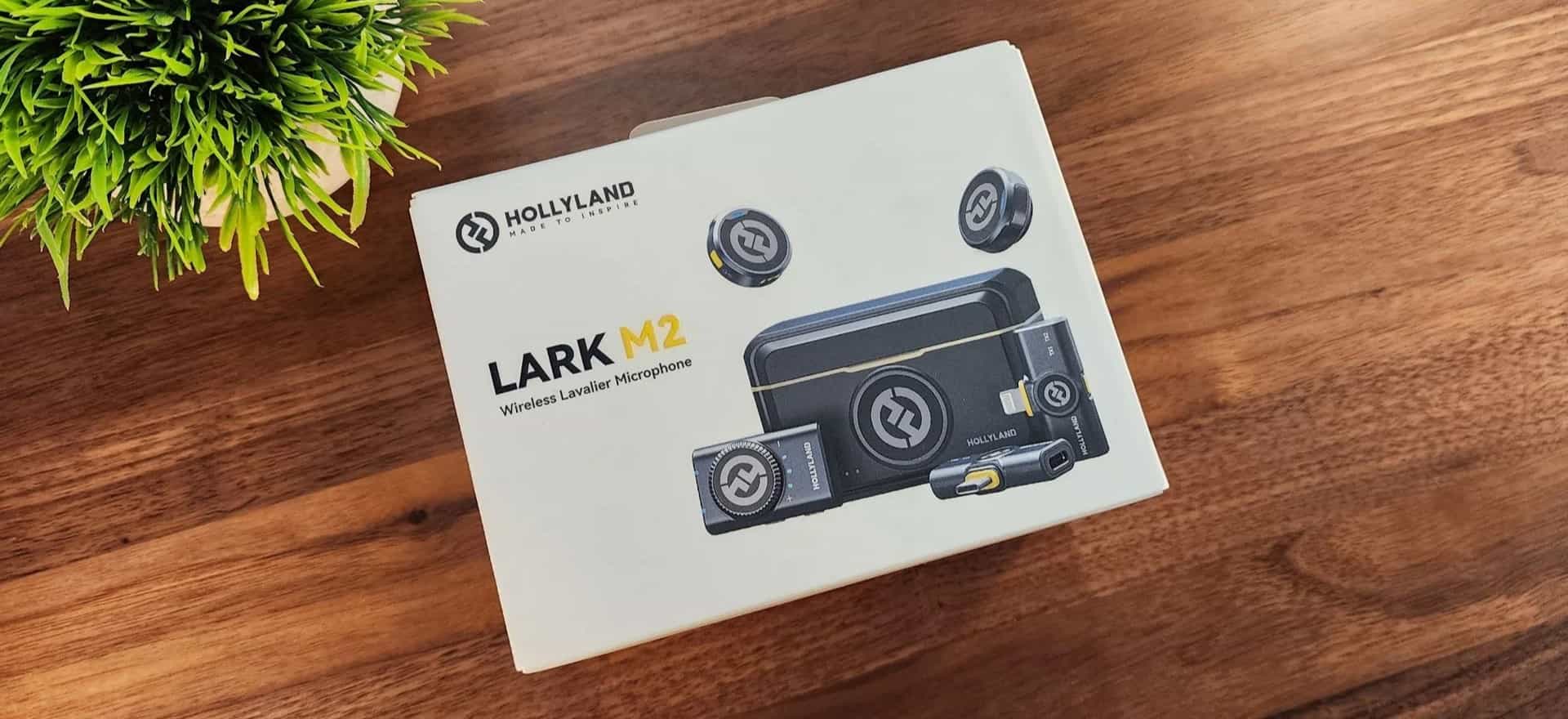 میکروفون یقه ای بی سیم هالی لند Hollyland Lark M2 - خرید میکروفون یقه ای - میکروفون بی سیم هالی لند - میکروفون یقه ای هالی لند - میکروفون یقه ای بی سیم حرفه ای - فروشگاه اینترنتی فراصوت