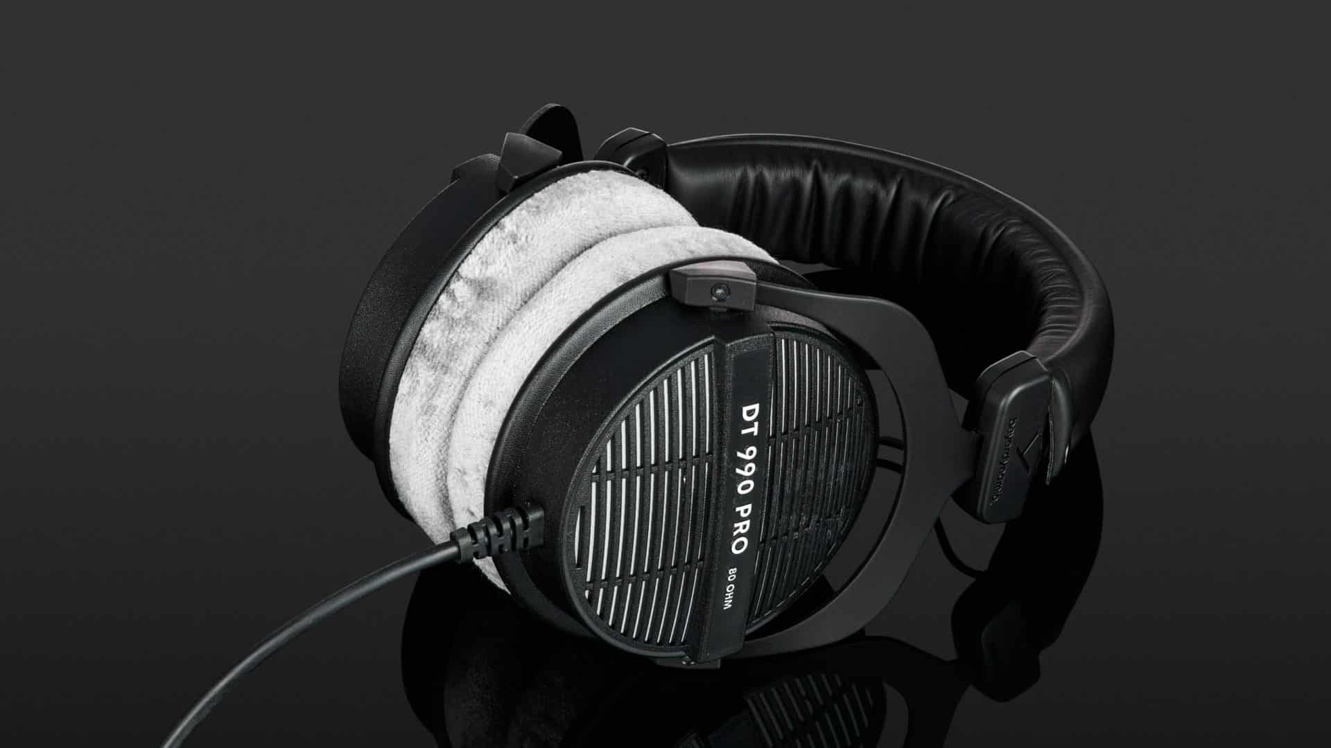 هدفون بیرداینامیک BeyerDynamic DT 990 Pro 80 Ohms - هدفون بیرداینامیک - قیمت هدفون بیرداینامیک - هدفون استودیویی - هدفون مانیتورینگ - هدفون پشت باز - هدفون برای میکس و مستر - هدفون بیرداینامیک DT 990 Pro - هدفون BeyerDynamic - بیرداینامیک DT 990 Pro 80 Ohms - هدفون بیرداینامیک DT 990 Pro نسخه 80 اهمی - فروشگاه اینترنتی فراصوت